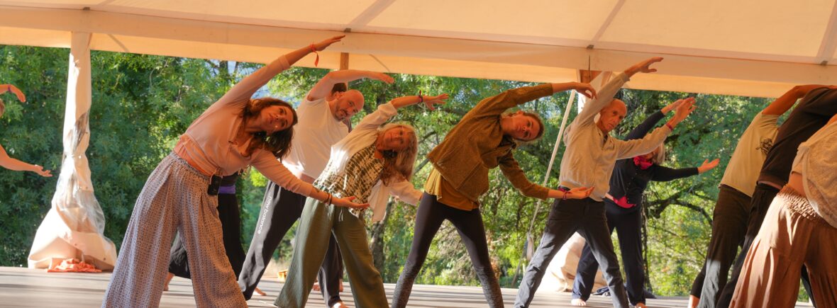 YOGA CASTRIES MUNZFLOORCASTRIES